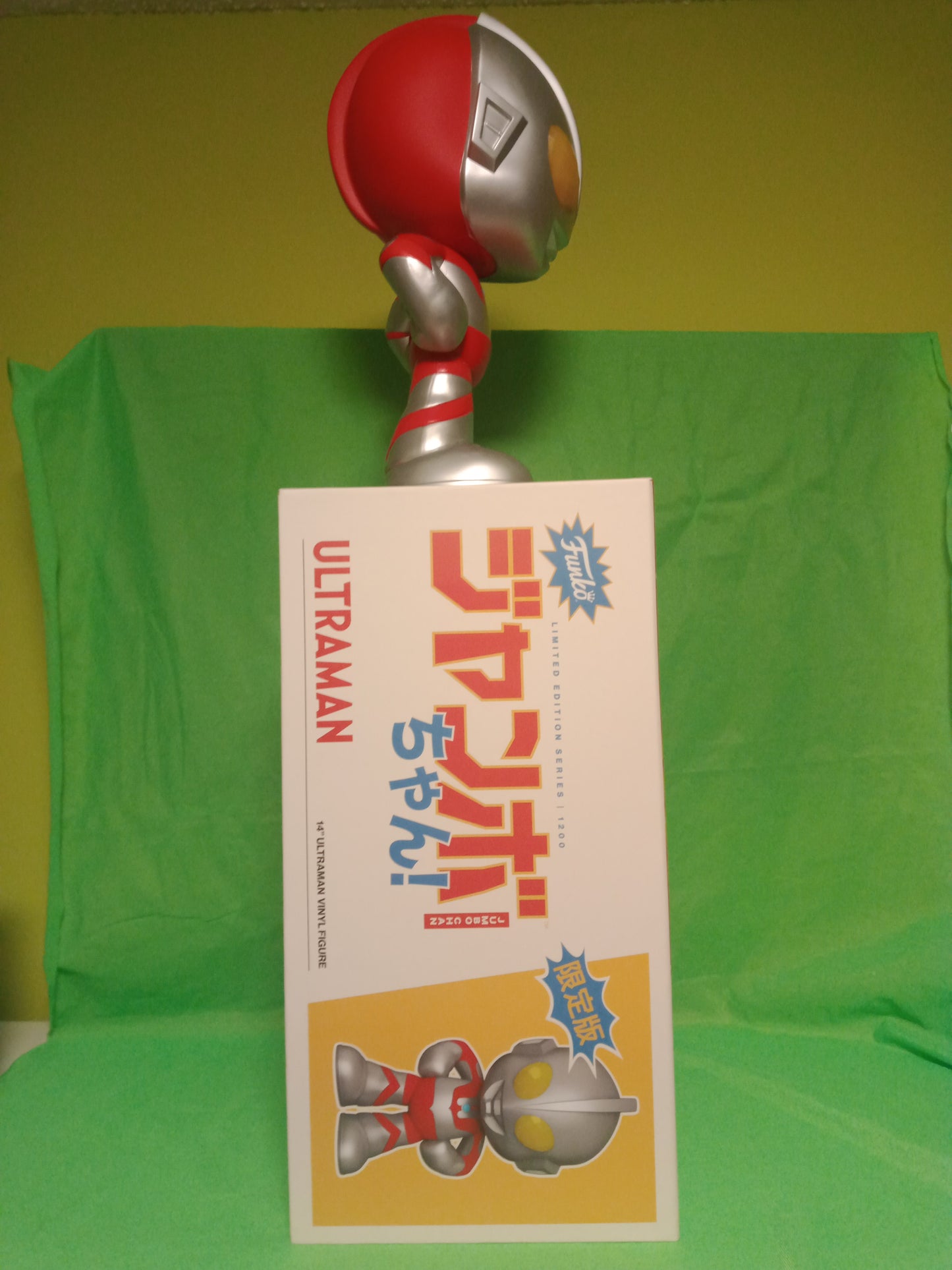 Funko Pop! Jumbo Chan Ultraman! 14'' Vinyl Limited Edition 1 OF 1200 Made