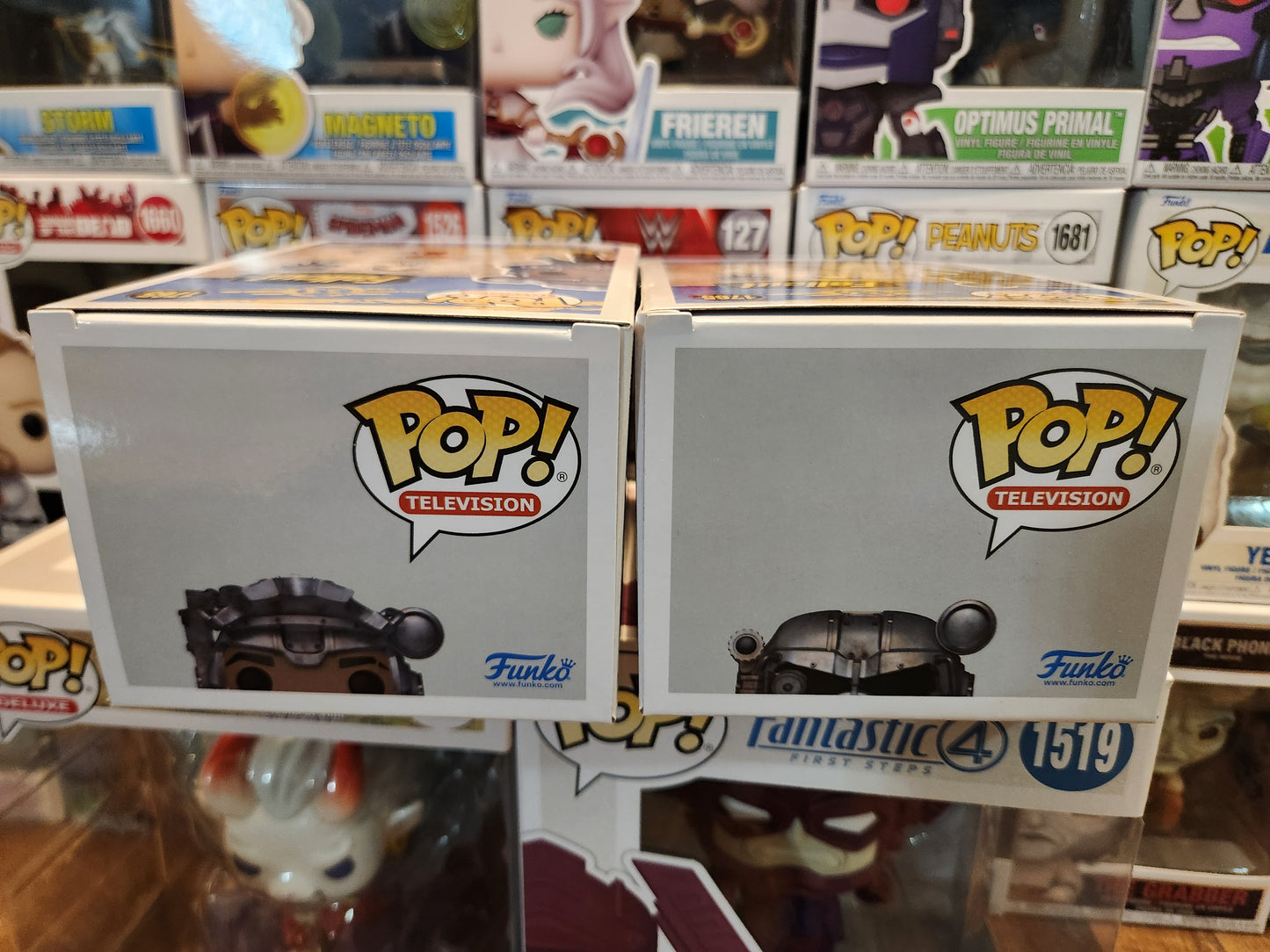Funko Pop! Fallout Maximus Chase And Common Bundle