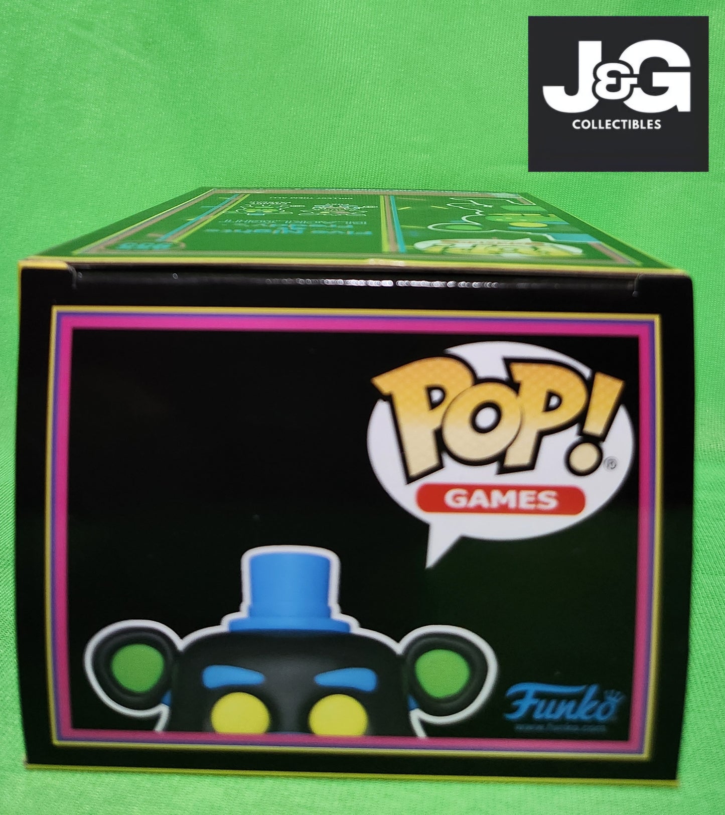 Funko Pop! FNAF Freddy Fazbear Black Light Exclusive