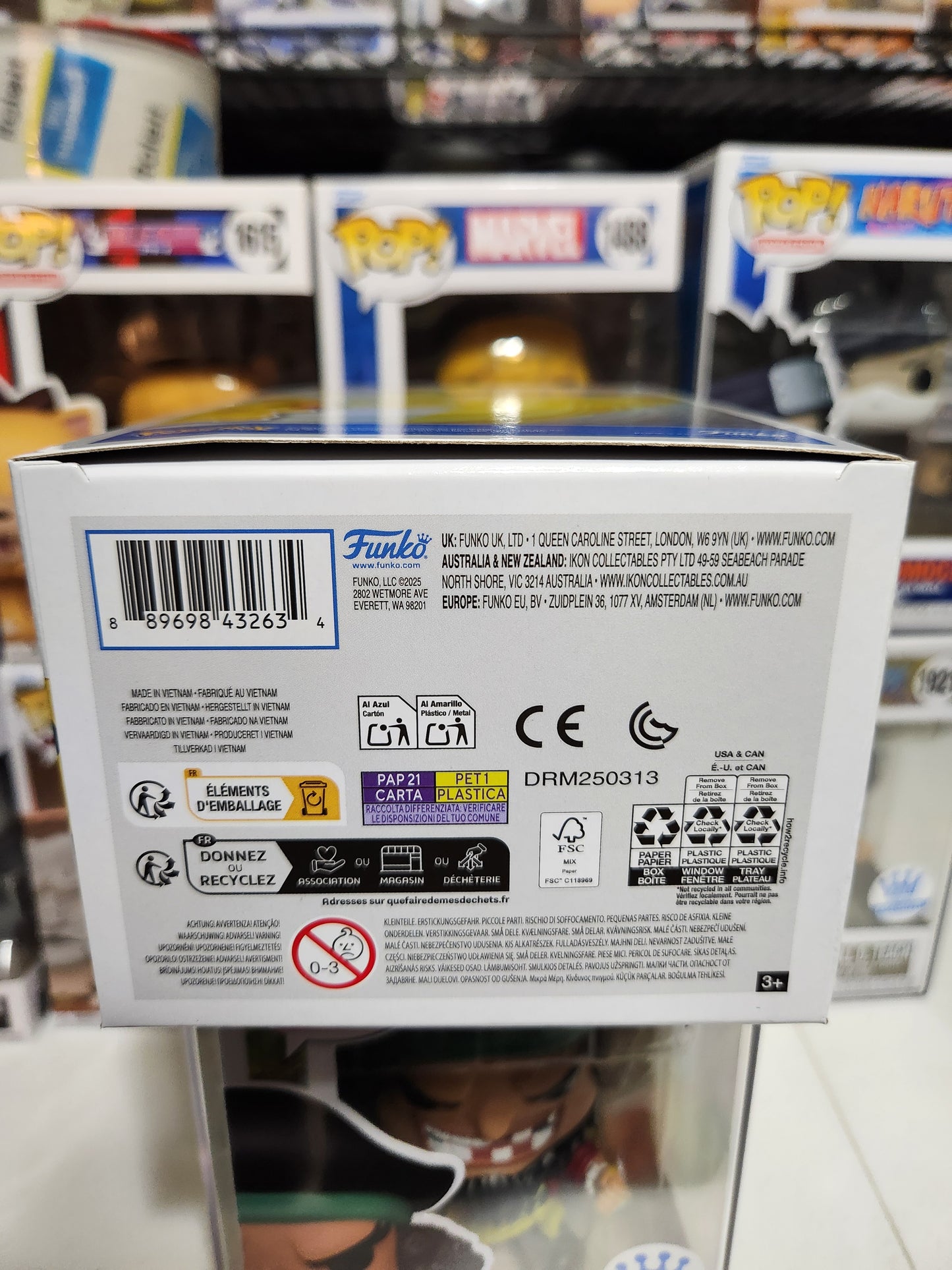 Funko Pop! Pokemon Pikachu (waving)