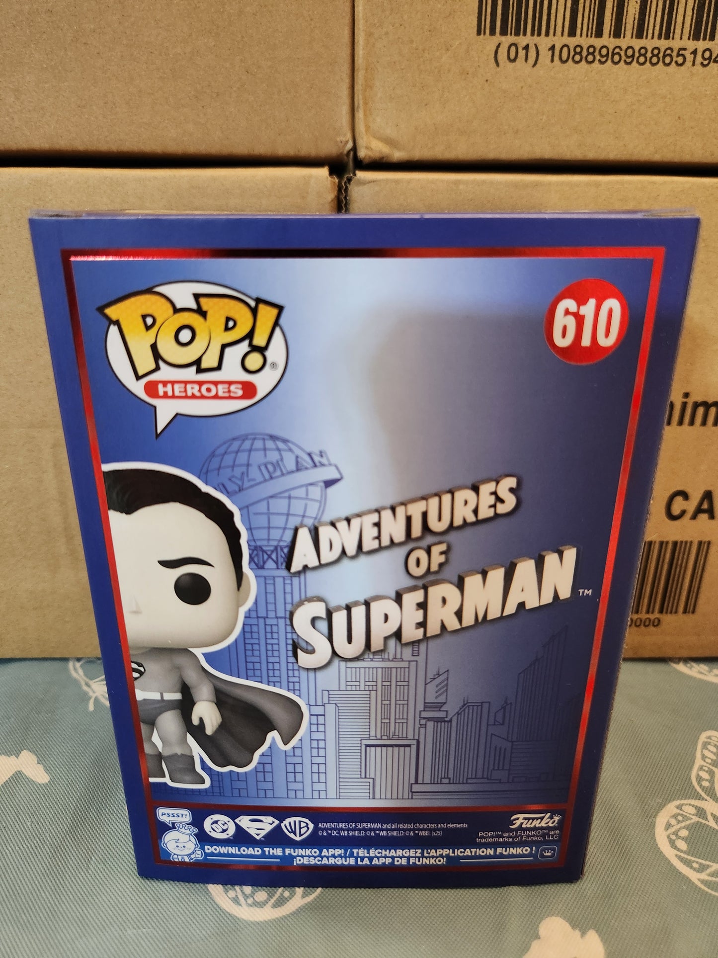 Funko Pop! Shield through the Ages Superman 1950