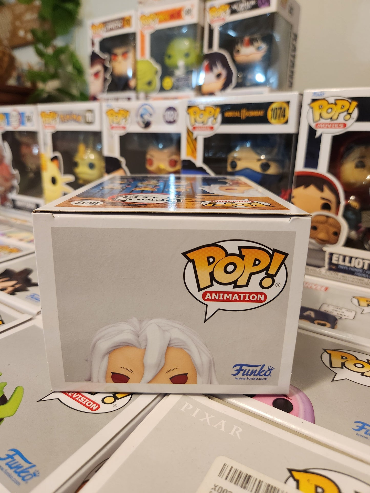 Funko Pop! Demon Slayer Tengen Uzui Exclusive