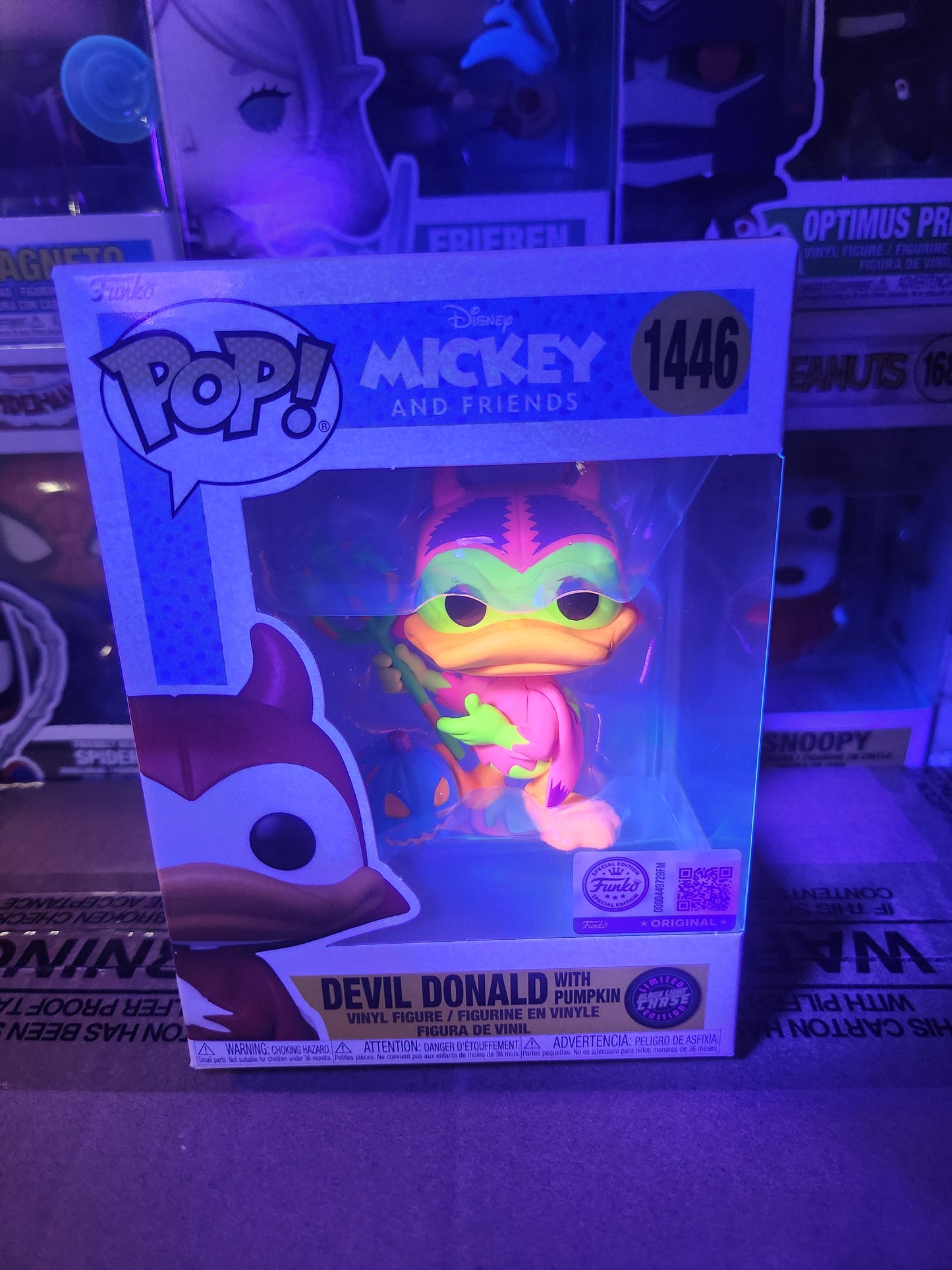 Funko Pop! Disney Devil Donald with Pumpkin Exclusive Chase and Common Bundle