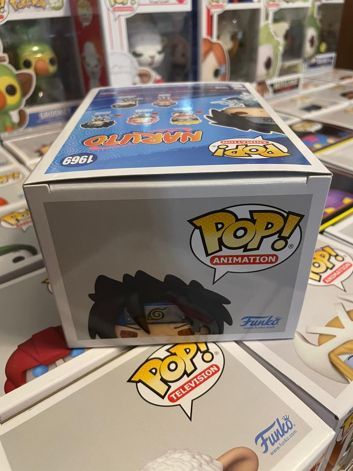 Funko Pop! Naruto Sasuke Uchiha Glow Exclusive