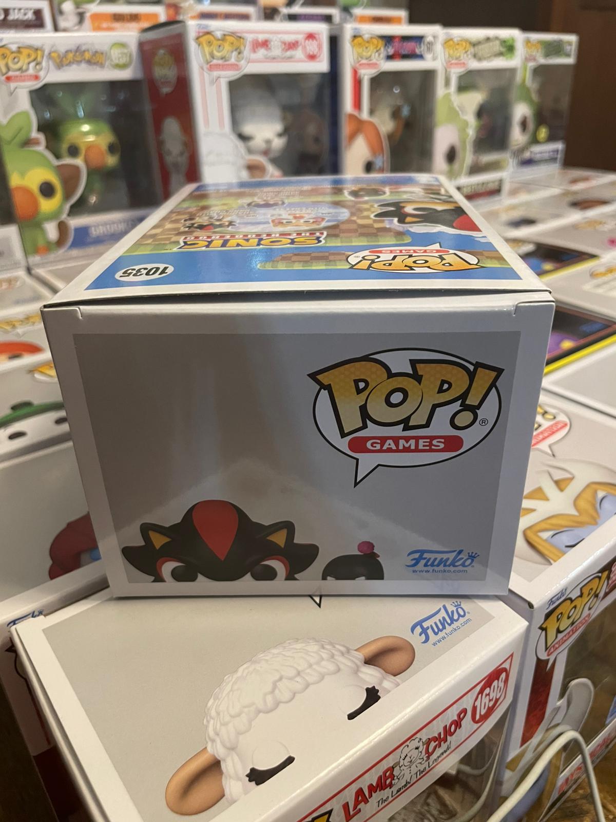 Funko Pop! Sonic the Hedgehog Shadow with Dark Chao
