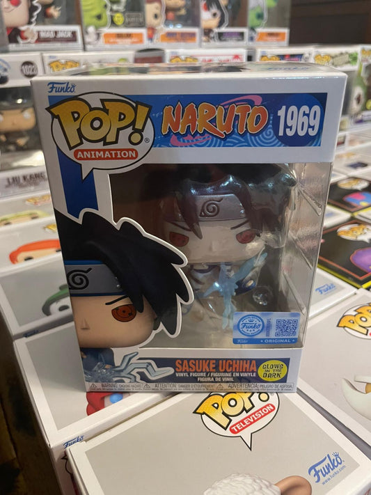Funko Pop! Naruto Sasuke Uchiha Glow Exclusive